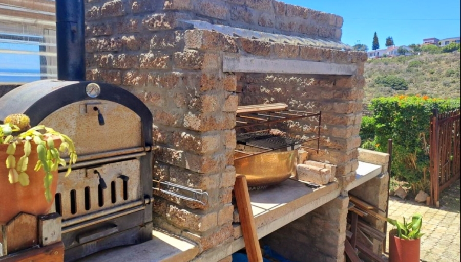 5 Bedroom Property for Sale in De Bakke Western Cape